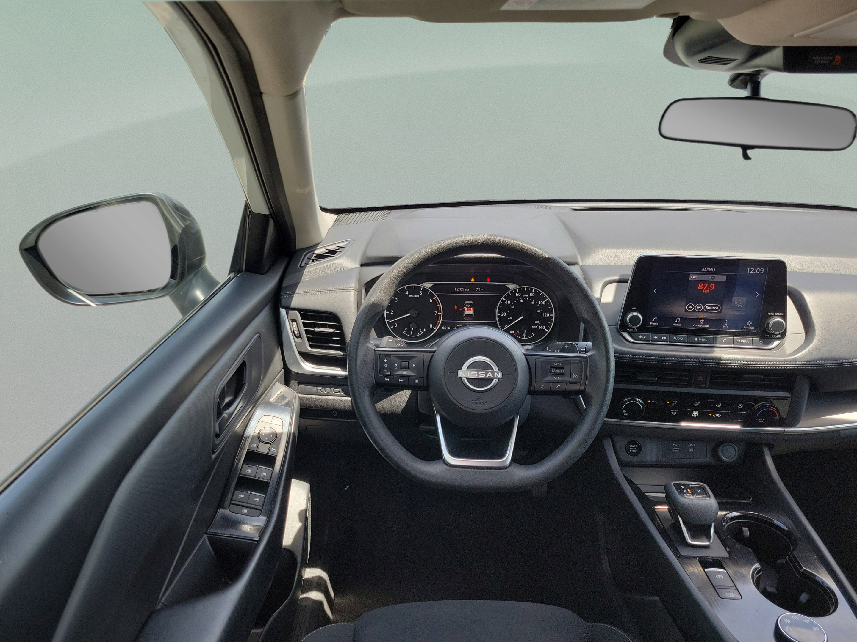 Used 2024 Nissan Rogue S AWD/4WD image 5