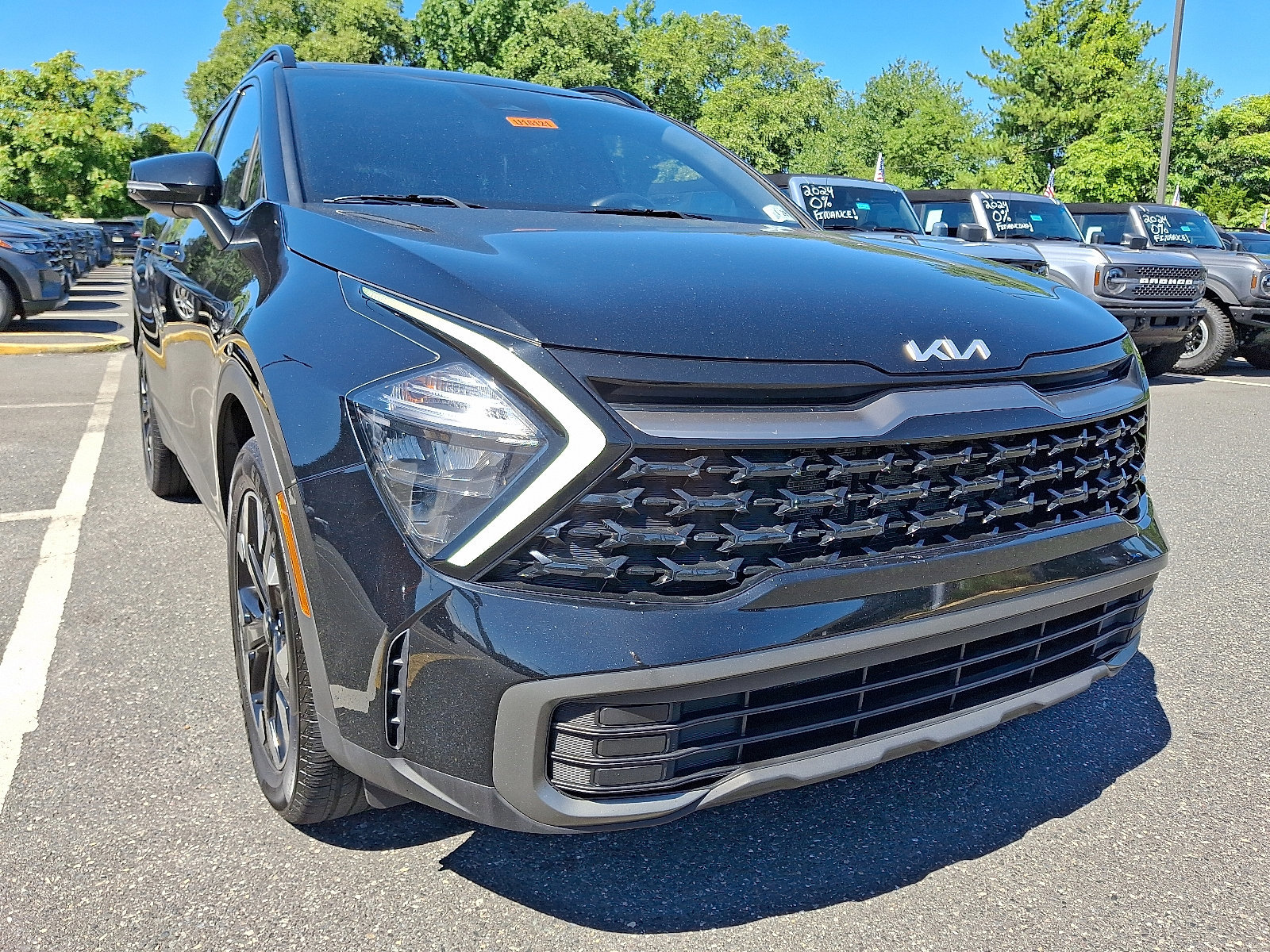 Used 2023 Kia Sportage X-Line w/ X-Line Premium Package image 2