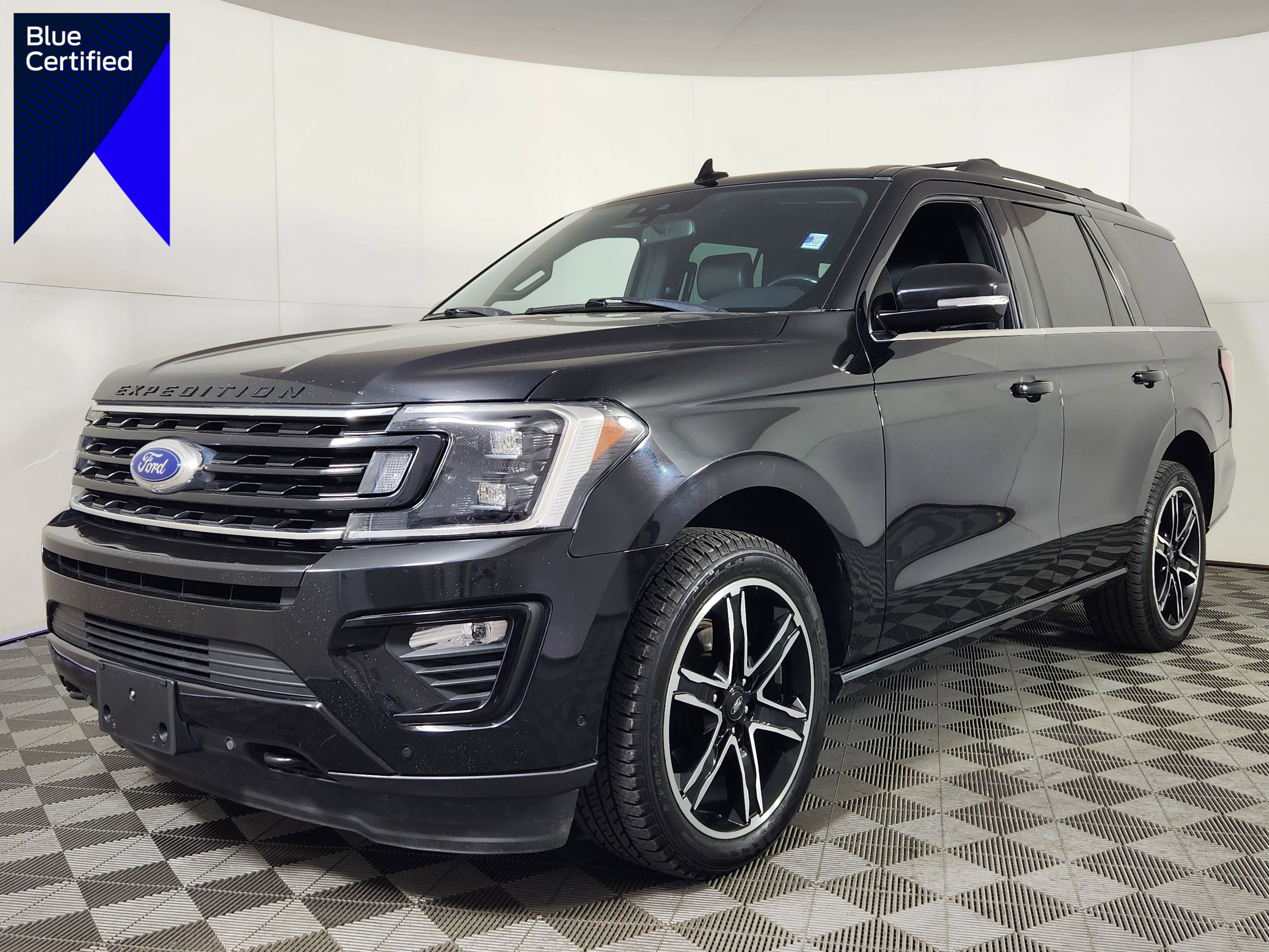 Certified 2019 Ford Expedition Limited w/ Equipment Group 303A image 1