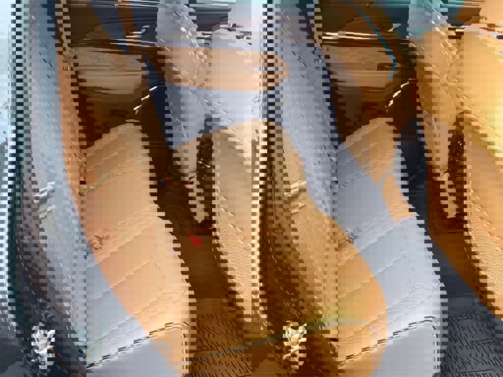 Used 2023 Jeep Grand Cherokee Summit w/ Luxury Tech Group V image 14