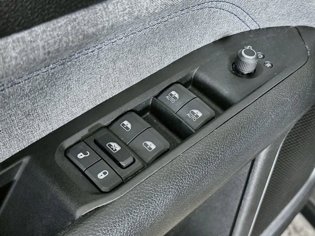 Used 2022 Jeep Compass Latitude AWD/4WD image 29