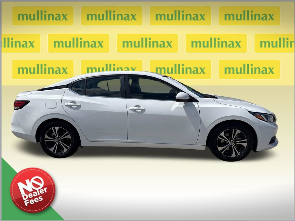 Used 2022 Nissan Sentra SV FWD image 2