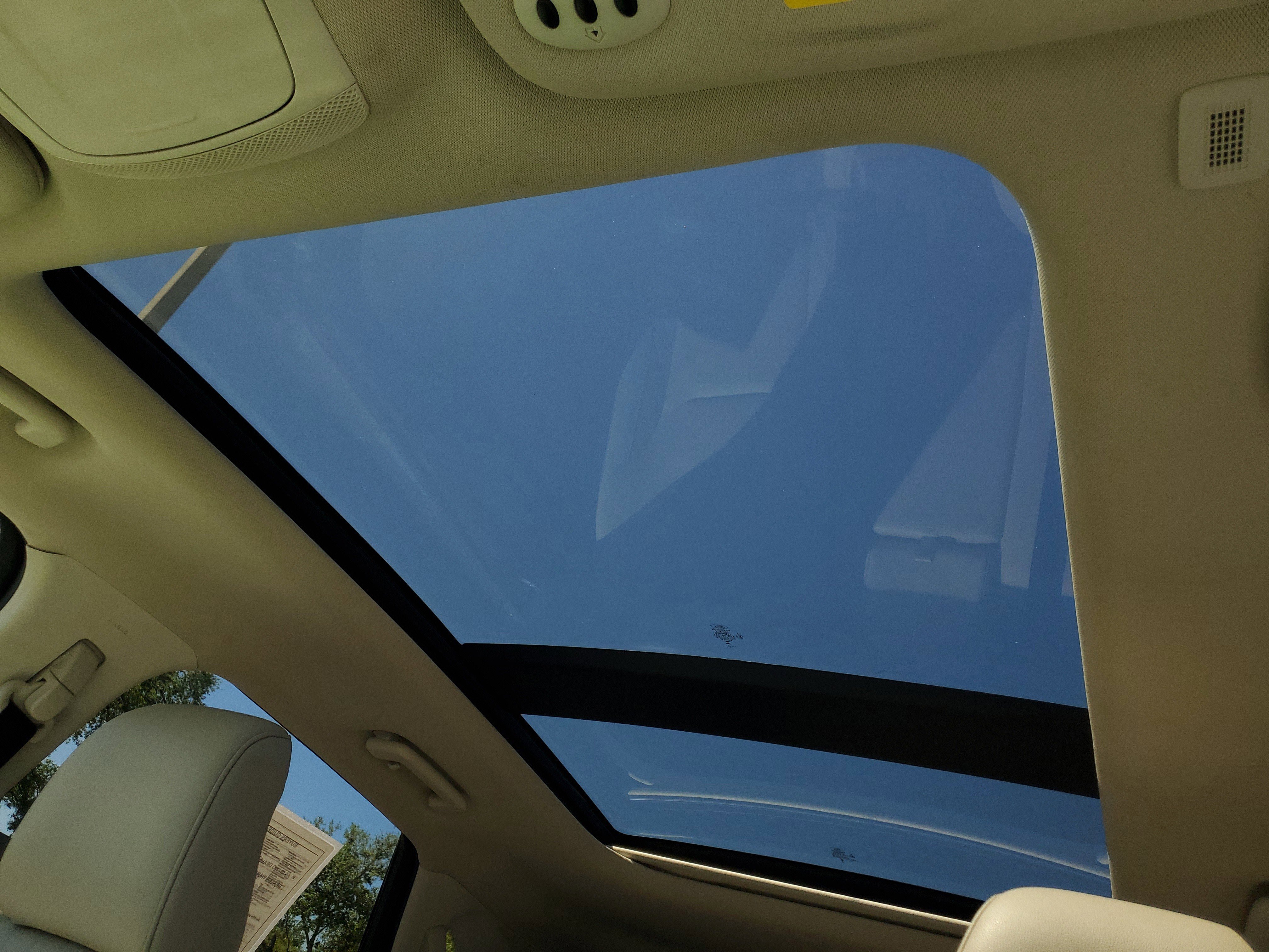 Certified 2023 Ford Edge Titanium w/ Class II Trailer Tow Package image 29