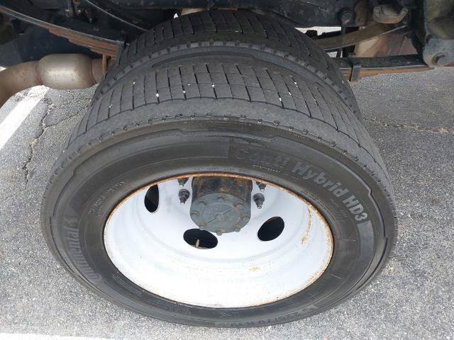 Certified 2023 Ford F550 4x4 Regular Cab Super Duty image 11