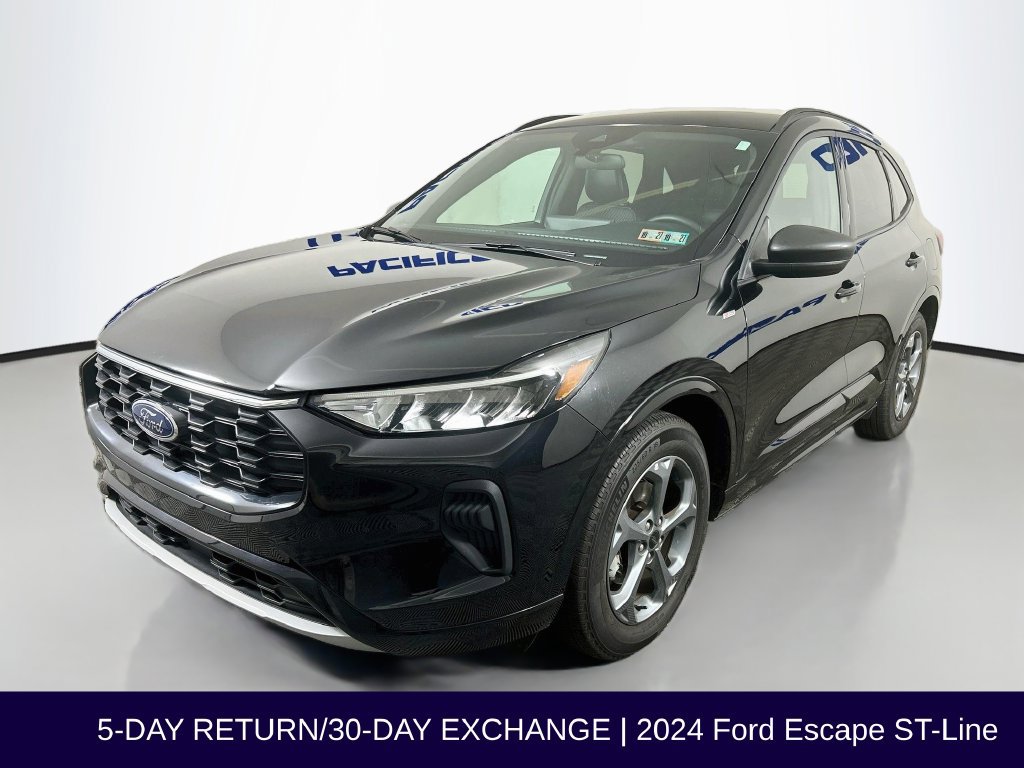 Certified 2024 Ford Escape ST-Line w/ Tech Pack #1 FWD image 4