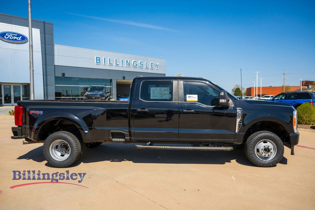Certified 2023 Ford F350 XL w/ FX4 Off-Road Package image 6