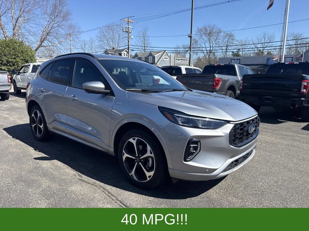 Certified 2023 Ford Escape ST-Line Elite w/ Premium Technology Package AWD/4WD image 10