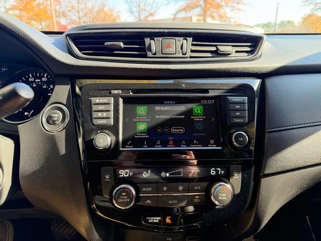 Used 2019 Nissan Rogue SV w/ Premium Package image 15