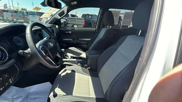 Used 2023 Toyota Tacoma TRD Sport w/ Advanced Technology Package AWD/4WD image 17