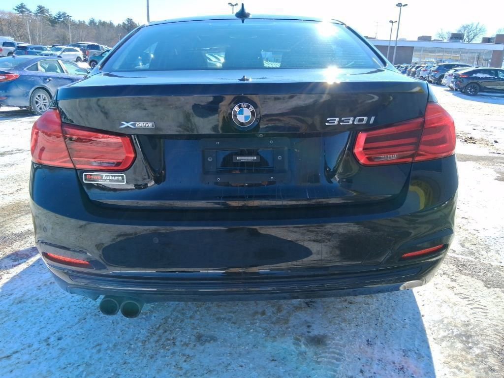 Used 2018 BMW 330i xDrive 330i xDrive w/ Convenience Package image 6