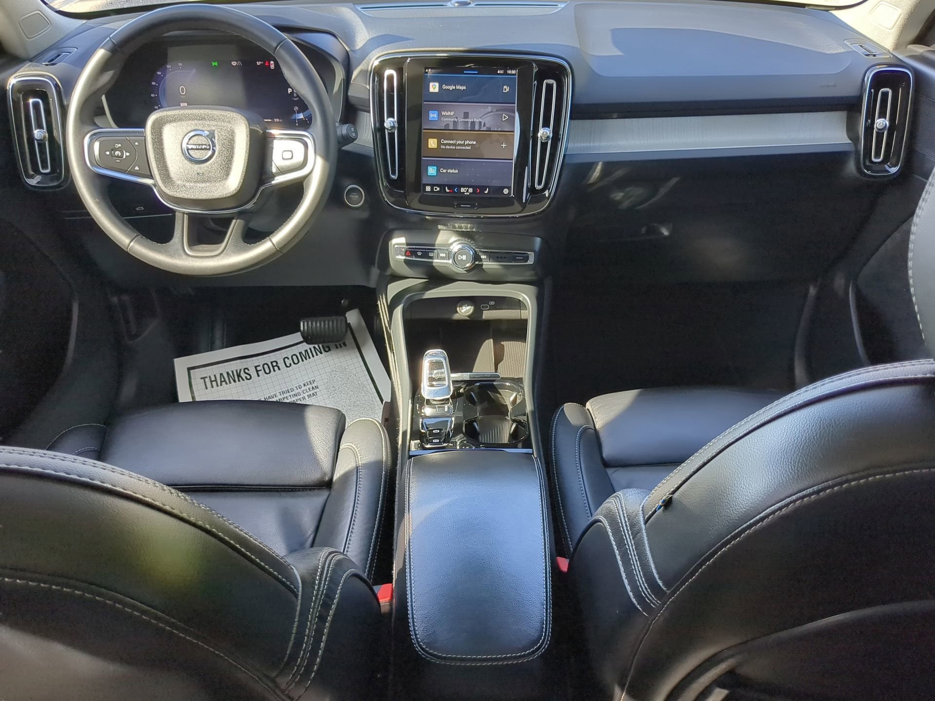 Used 2023 Volvo XC40 B5 Plus image 42