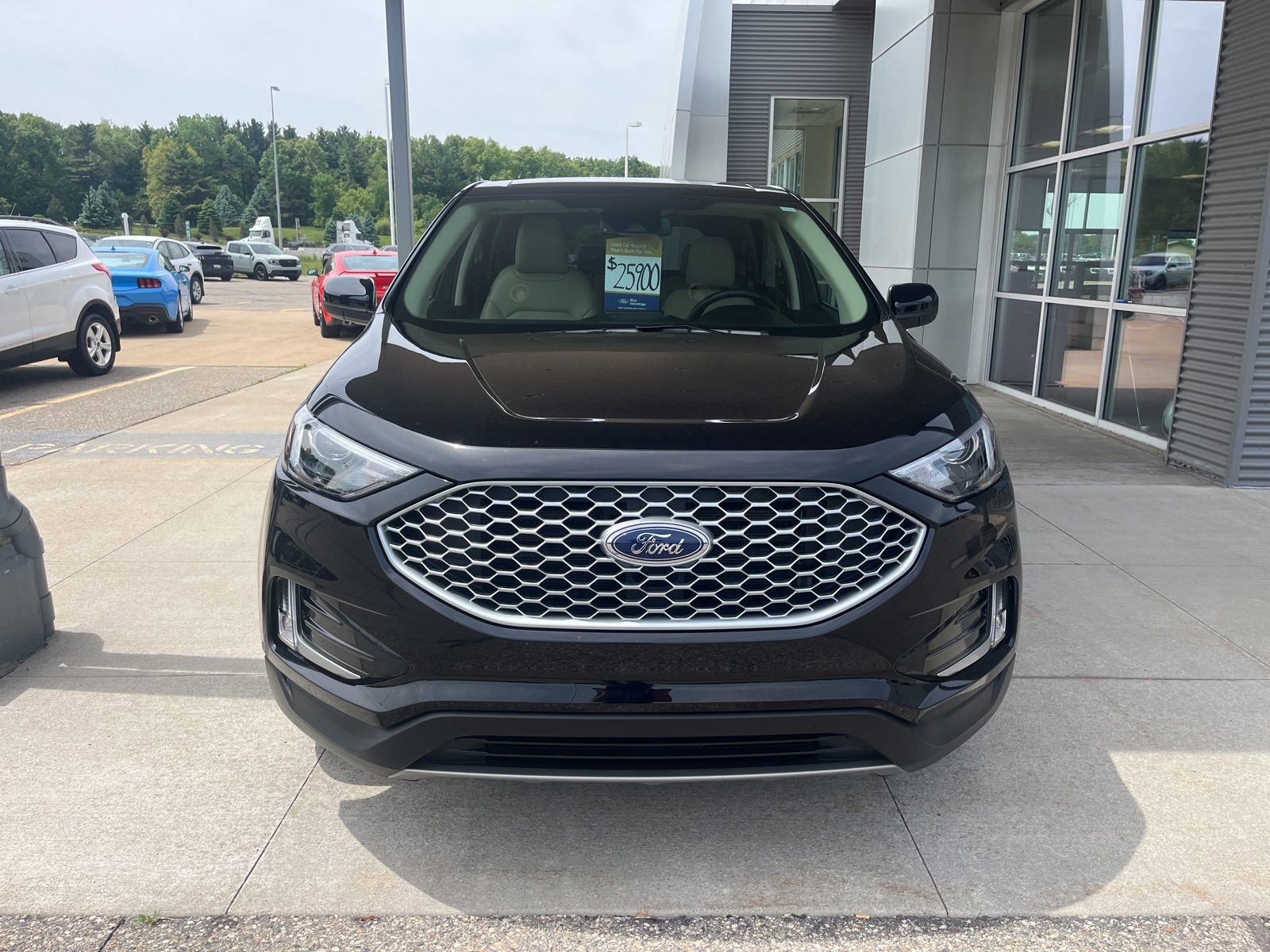 Certified 2023 Ford Edge SEL w/ Convenience Package AWD/4WD image 9