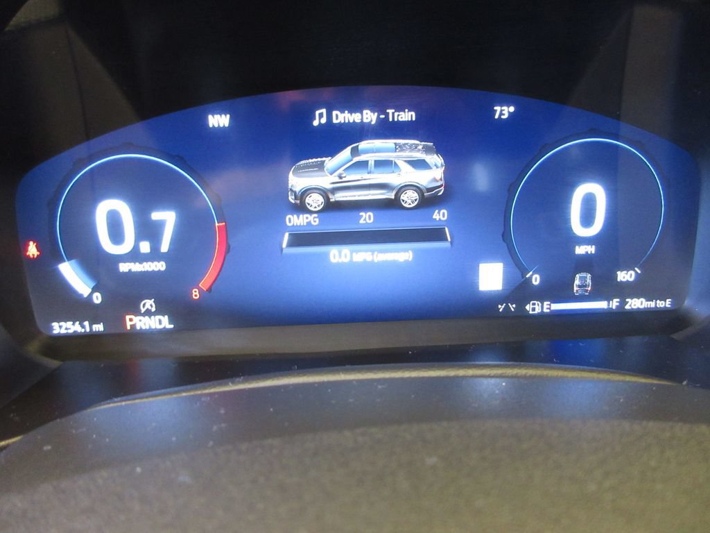 Certified 2026 Ford Explorer ST-Line w/ ST-Line Street Pack RWD image 17