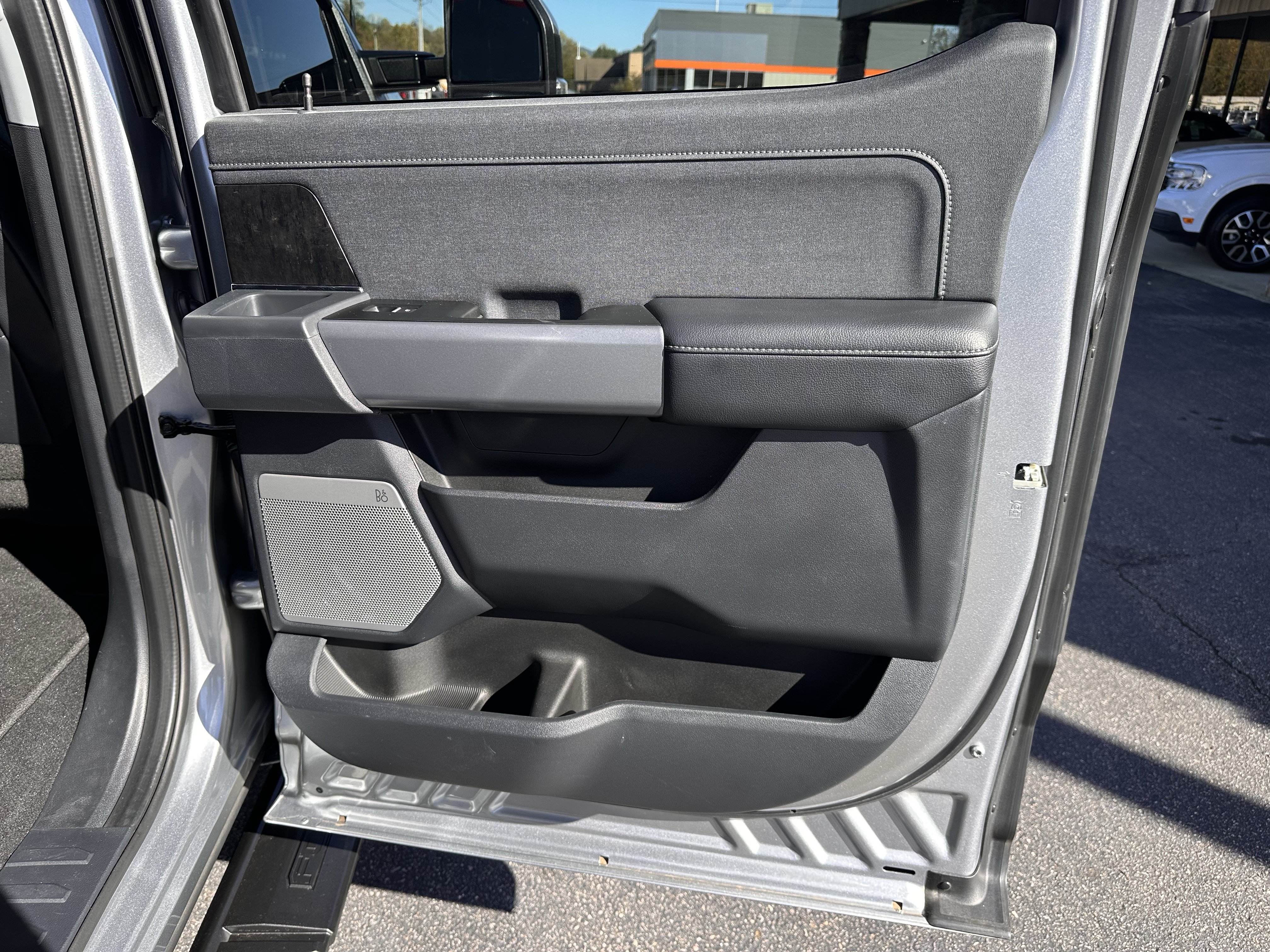 Certified 2023 Ford F250 Lariat w/ Lariat Ultimate Package AWD/4WD image 16