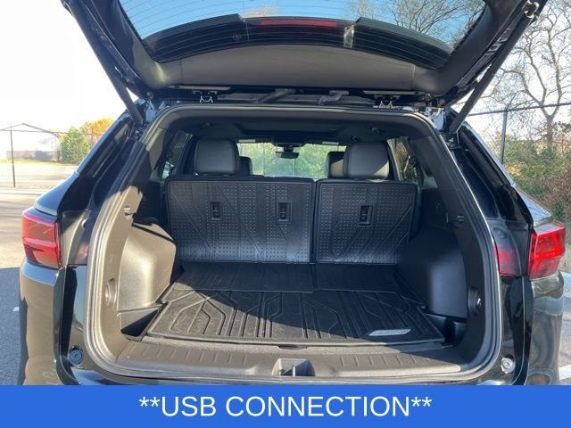 Used 2024 Chevrolet Blazer Premier w/ Driver Confidence II Package image 14