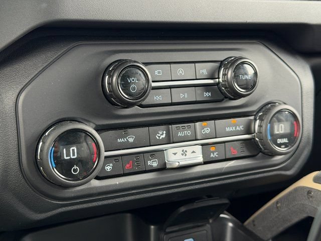 Certified 2025 Ford Bronco Badlands AWD/4WD image 19