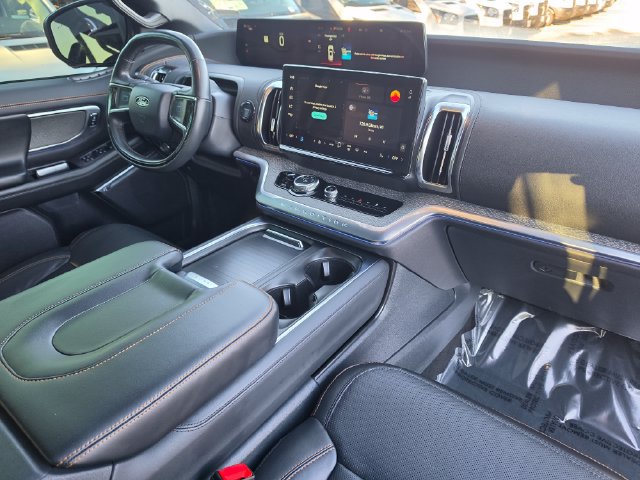 Certified 2025 Ford Expedition Tremor AWD/4WD image 25