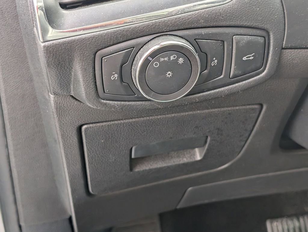 Certified 2017 Ford Edge Titanium w/ Equipment Group 301A image 39