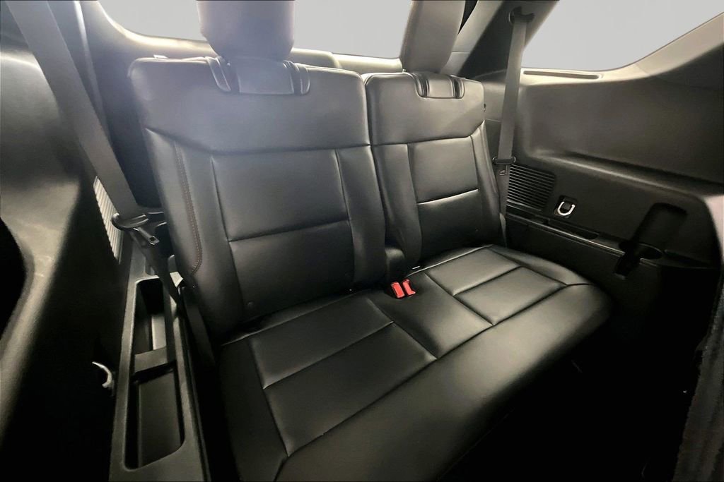 Certified 2025 Ford Explorer ST-Line w/ ST-Line Street Pack AWD/4WD image 28