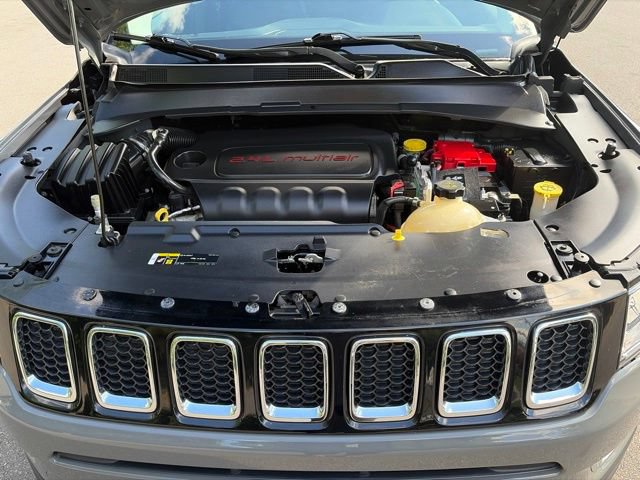 Used 2020 Jeep Compass Limited AWD/4WD image 22