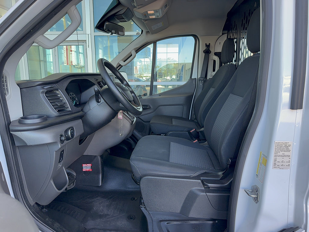 Certified 2025 Ford Transit 250 Low Roof w/ Exterior Upgrade Package RWD image 16