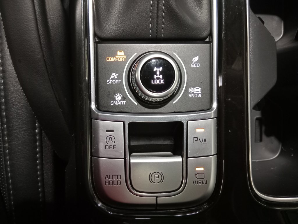 Used 2020 Kia Telluride SX w/ SX Prestige Package AWD/4WD image 28