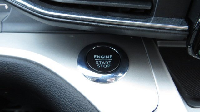 Certified 2022 Ford Explorer XLT w/ Equipment Group 202A image 21