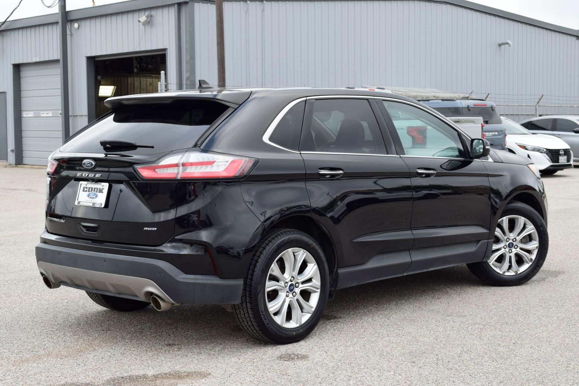 Certified 2022 Ford Edge Titanium w/ Equipment Group 301A AWD/4WD image 6
