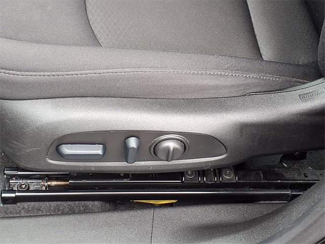 Used 2024 Chevrolet Malibu LT image 9