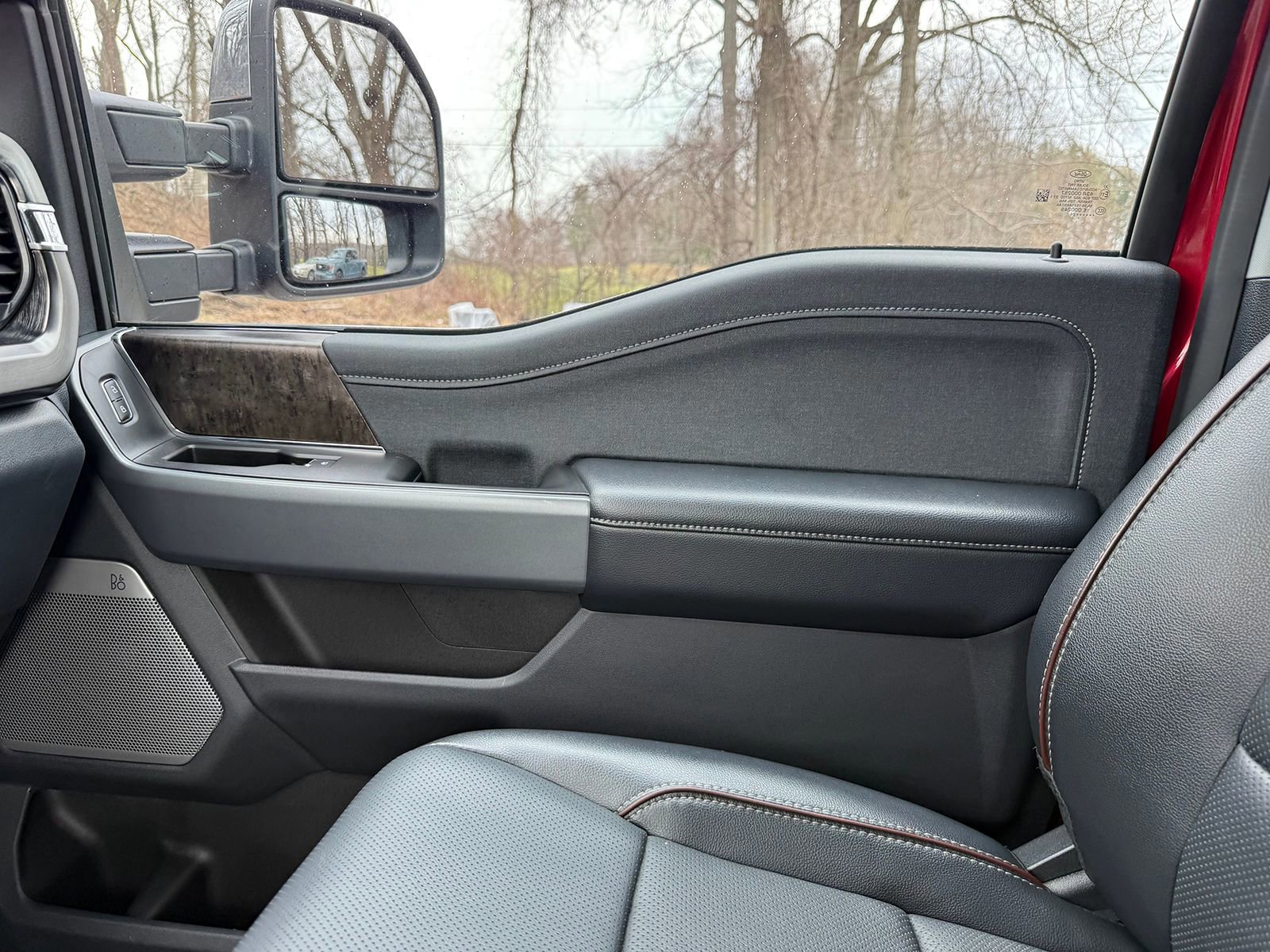 Certified 2024 Ford F250 Lariat w/ Chrome Package image 43