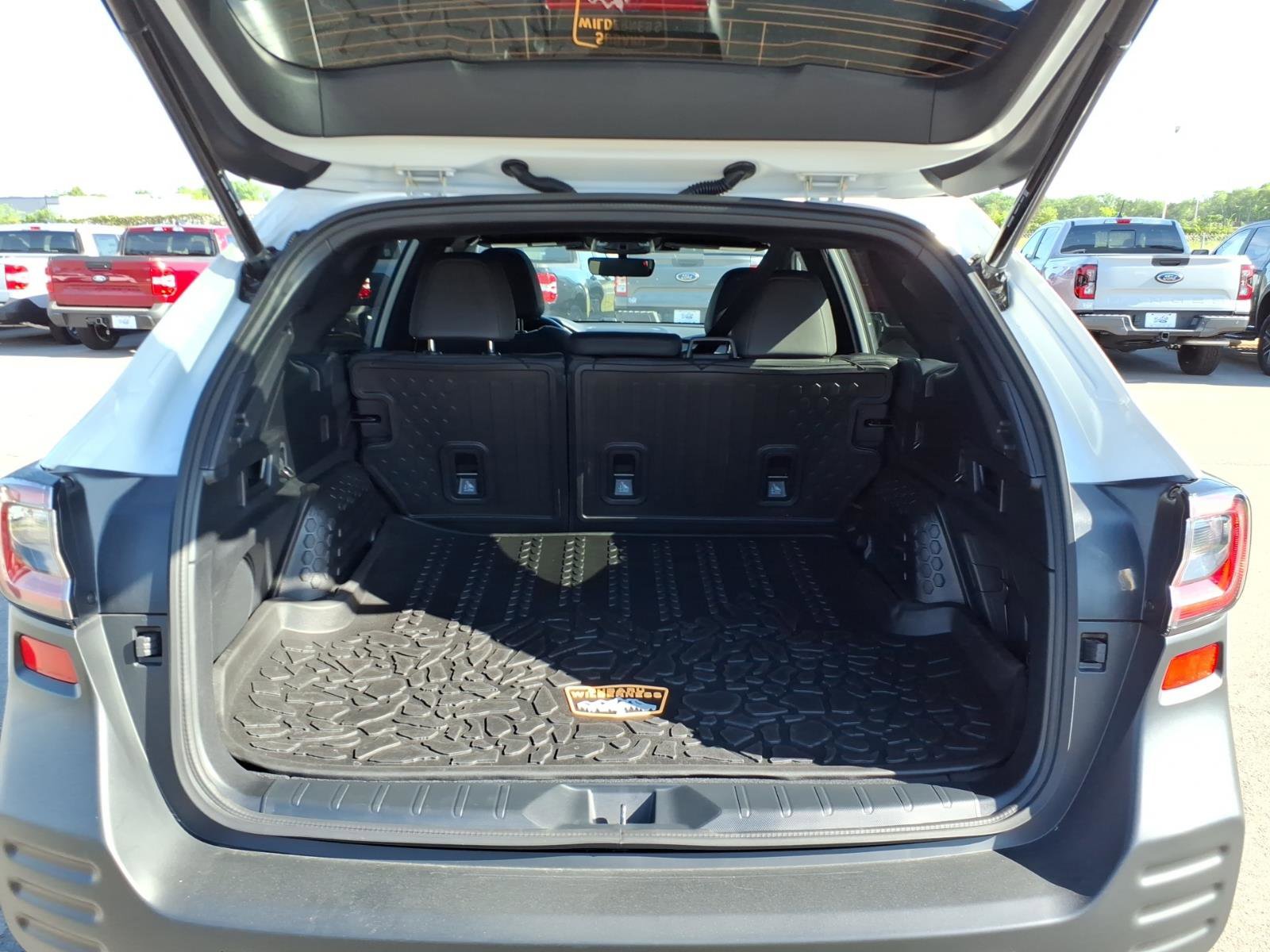 Used 2025 Subaru Outback Wilderness w/ Wilderness Package AWD/4WD image 10