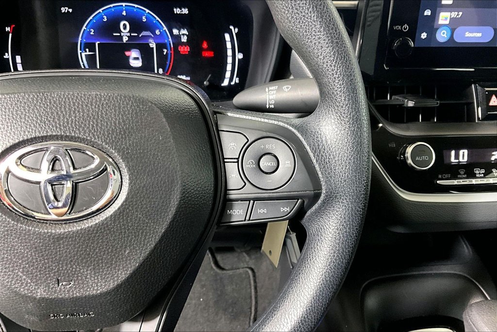 Used 2026 Toyota Corolla LE FWD image 15