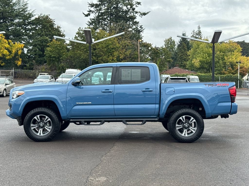 Used 2019 Toyota Tacoma 4x4 Double Cab image 6