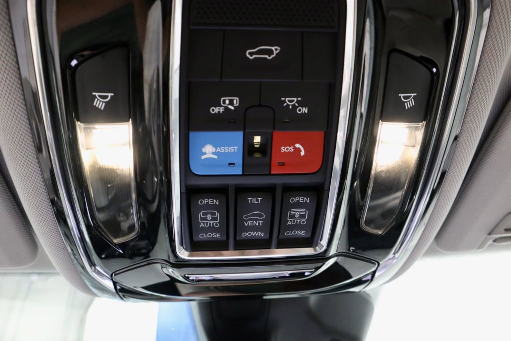 Used 2023 Jeep Grand Cherokee L Overland image 29