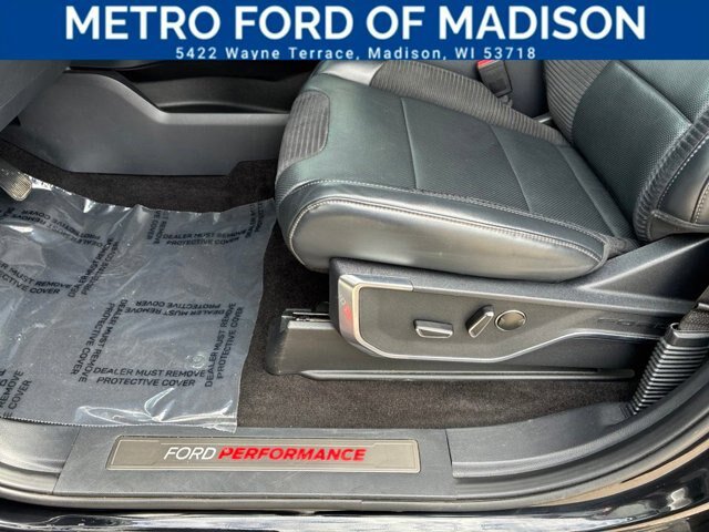 Certified 2022 Ford F150 Raptor w/ Equipment Group 801A High AWD/4WD image 18