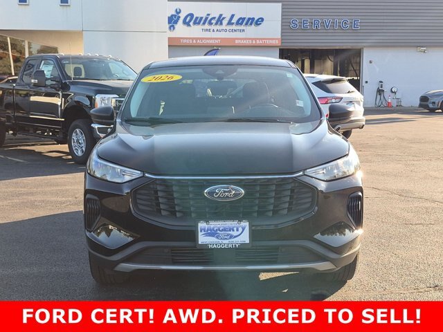 Certified 2025 Ford Escape Active AWD/4WD image 2
