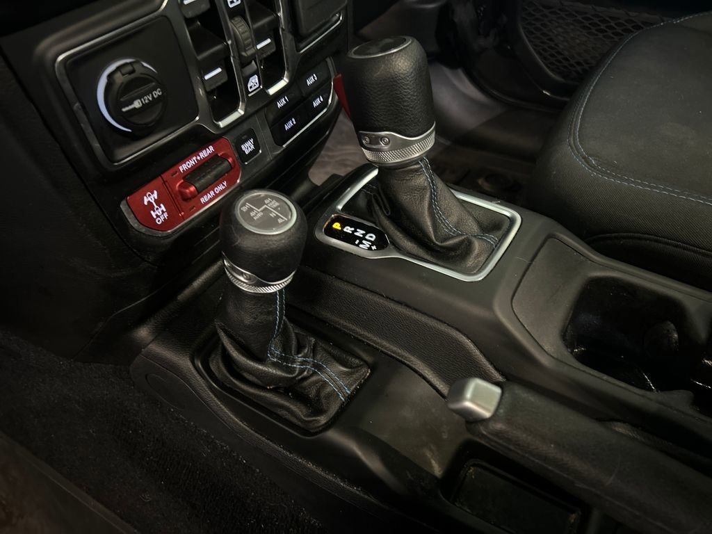 Used 2021 Jeep Wrangler Unlimited Rubicon 4xe w/ Cold Weather Group image 19