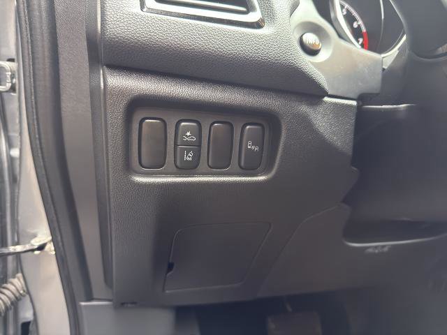 Used 2025 Mitsubishi Outlander Sport AWD image 18