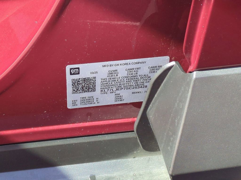 Used 2025 Chevrolet Trax RS w/ Driver Confidence Package image 28