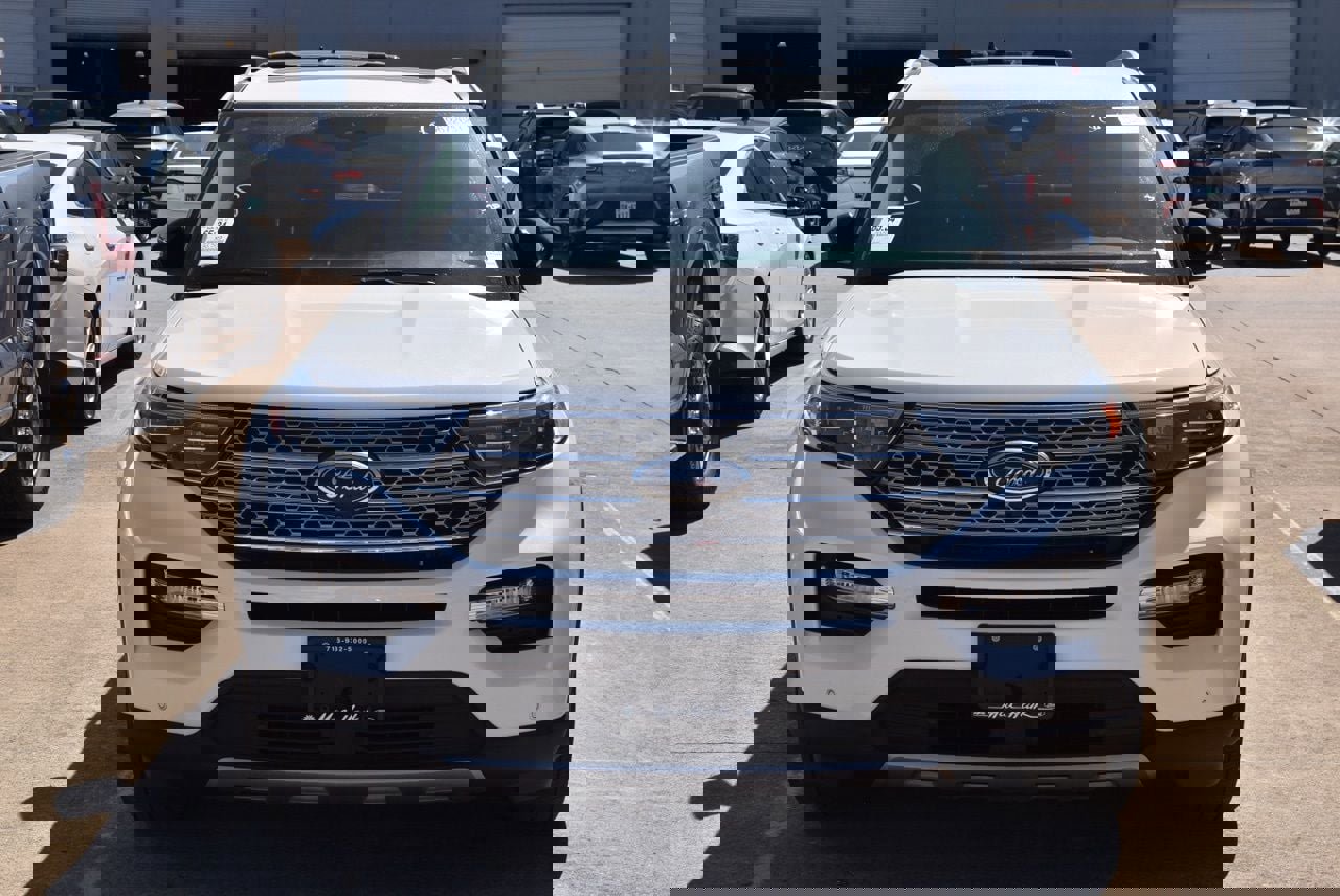 Certified 2023 Ford Explorer Limited w/ Limited Technology Package image 9