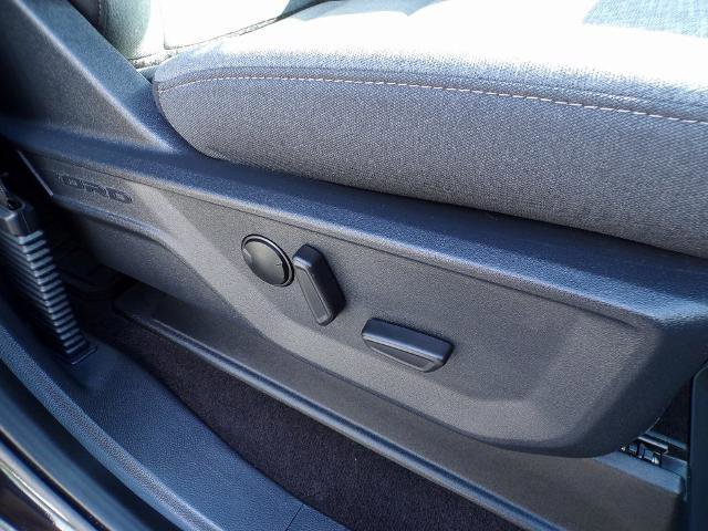 Certified 2022 Ford F150 XLT w/ Equipment Group 302A High image 11