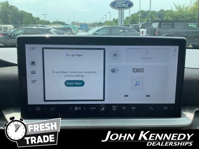Certified 2025 Ford Explorer Platinum w/ LUX Leather Package AWD/4WD image 16