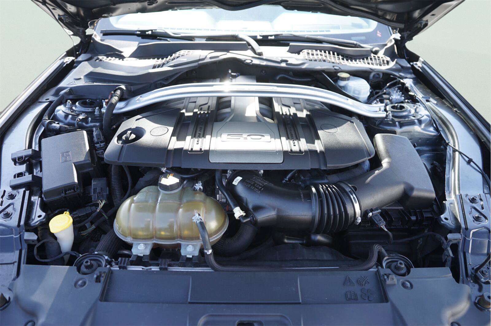 Certified 2018 Ford Mustang GT w/ GT Performance Package RWD image 30