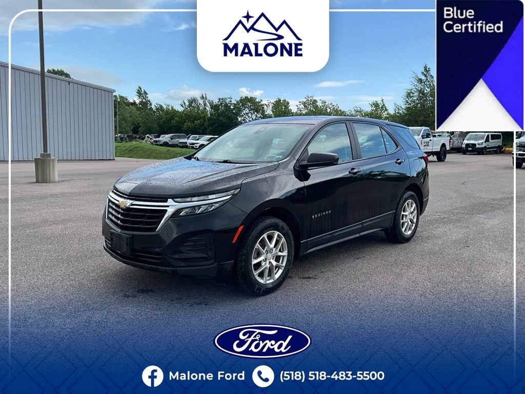 Used 2022 Chevrolet Equinox LS AWD/4WD image 2