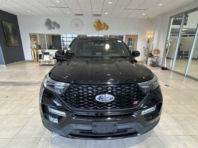 Certified 2022 Ford Explorer ST w/ ST Street Pack image 8