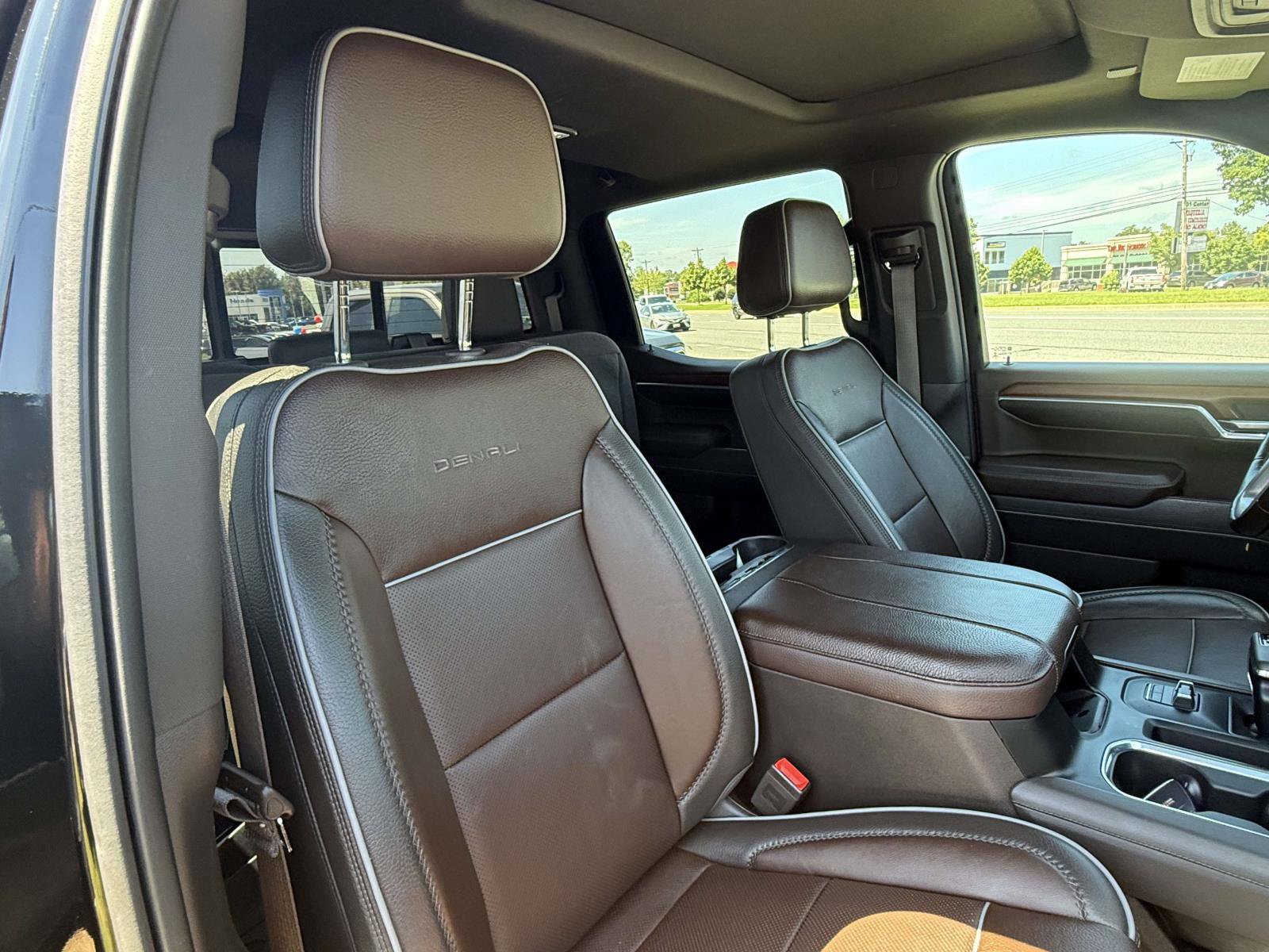 Used 2023 GMC Sierra 1500 Denali w/ Denali Reserve Package AWD/4WD image 27