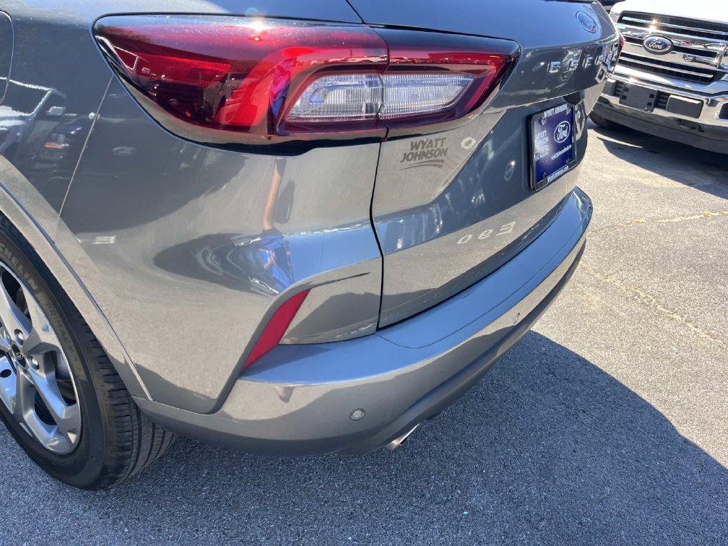 Certified 2024 Ford Escape ST-Line w/ Tech Pack #1 FWD image 12