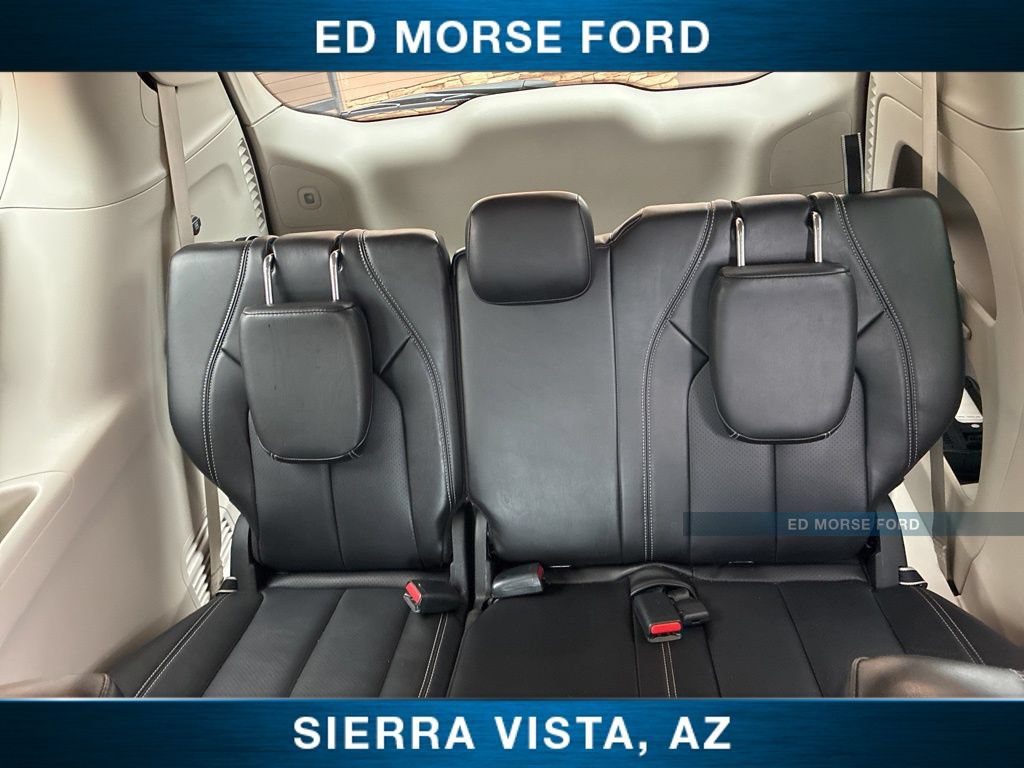 Used 2024 Chrysler Pacifica Touring-L FWD image 20