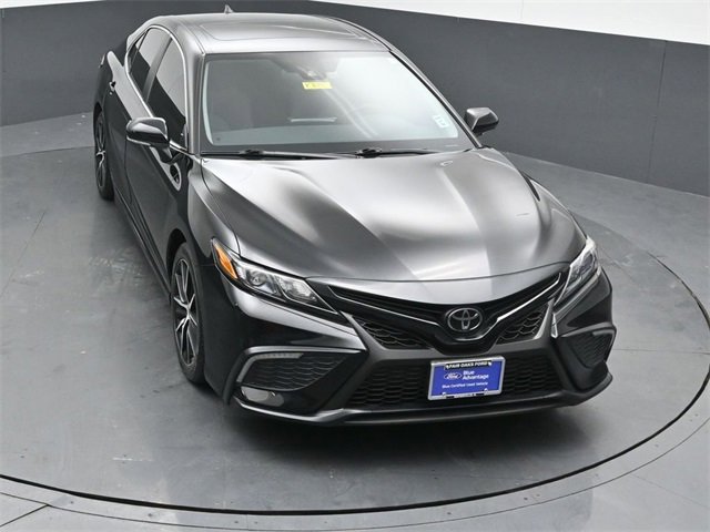 Used 2024 Toyota Camry SE image 46