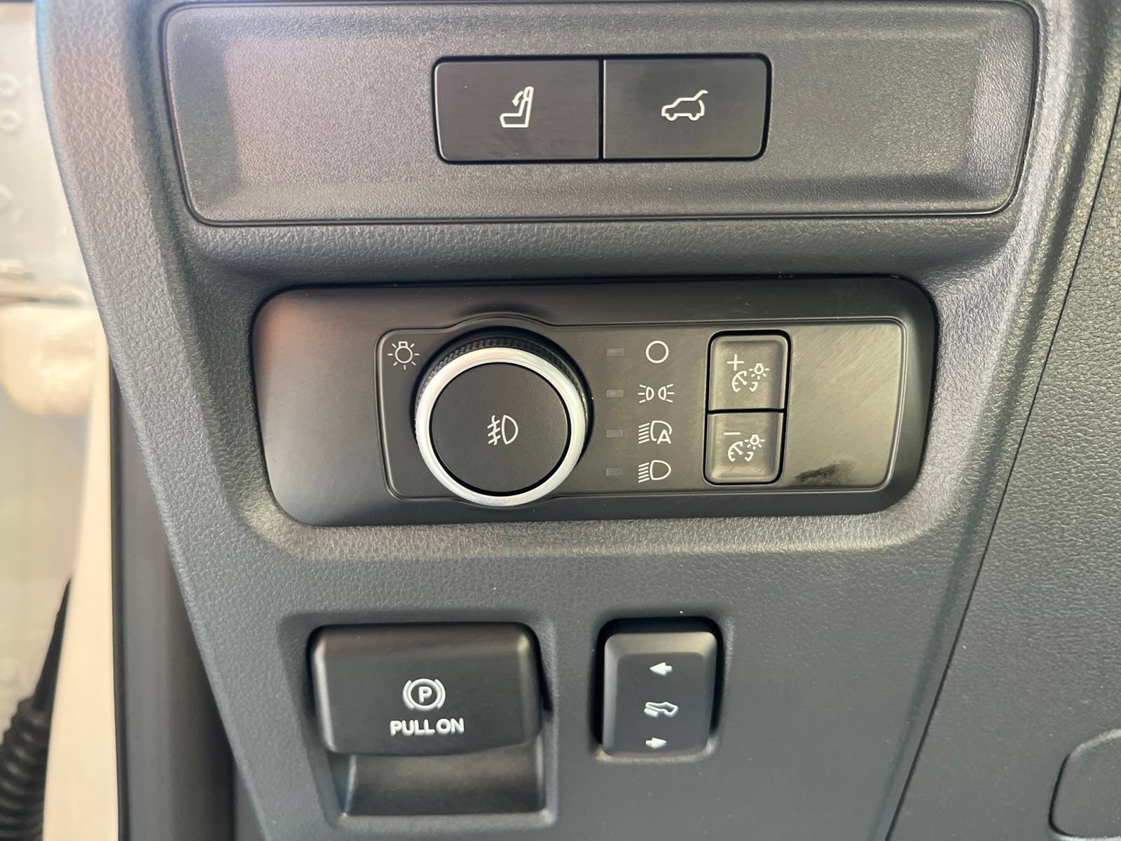 Certified 2024 Ford Expedition Max Limited AWD/4WD image 19